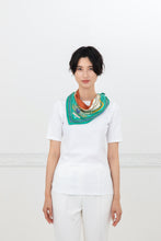 Load images into the gallery viewer,Silk scarf &quot;Classic&quot; Green 50 x 50
